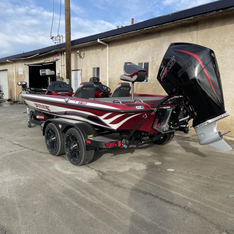 2023 Phoenix Boat 721 Pro XP – Team C&C Marine